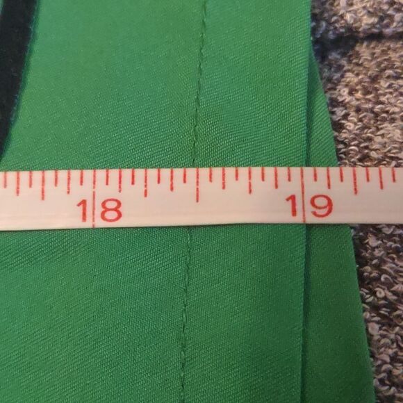 New Speedo Men's‎ Size XXL Green Swim Trunks Drawstring Waist Zippered Pocket - Picture 8 of 8